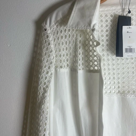 Banana Republic Women’s White Dress Shirt Bottom Down Size: 8 - Picture 8 of 14